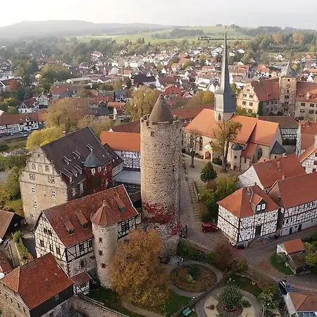 Graefin Martha Maria - Design-apartment In Der Historischen Hinterburg - Nahe Fulda Apartment Schlitz