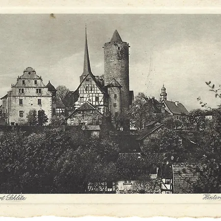 Graefin Martha Maria - Design-apartment In Der Historischen Hinterburg - Nahe Fulda Appartement