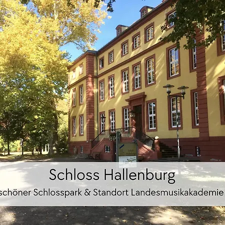 דירה Graefin Martha Maria - Stilvolles In Der Historischen Hinterburg - Mit Aufzug, Parkplatz, E-ladestation & Garten - Fulda, Alsfeld, Bad Hersfeld 25-30 Min - Hunde Willkommen