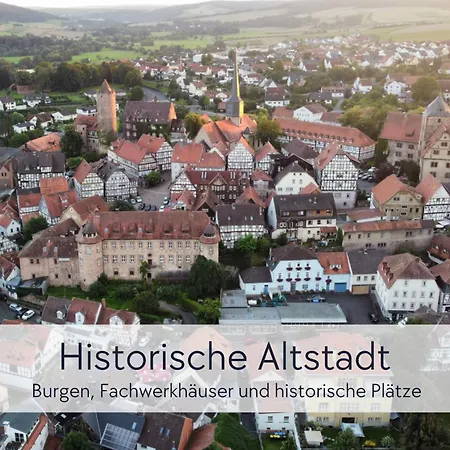 Appartement Graefin Martha Maria - Stilvolles In Der Historischen Hinterburg - Mit Aufzug, Parkplatz, E-ladestation & Garten - Fulda, Alsfeld, Bad Hersfeld 25-30 Min - Hunde Willkommen
