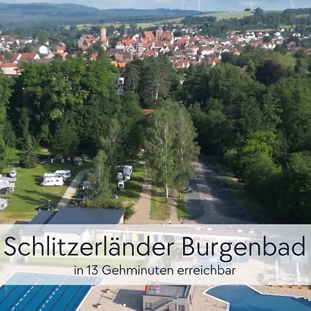 דירה Graefin Martha Maria - Stilvolles In Der Historischen Hinterburg - Mit Aufzug, Parkplatz, E-ladestation & Garten - Fulda, Alsfeld, Bad Hersfeld 25-30 Min - Hunde Willkommen שליץ